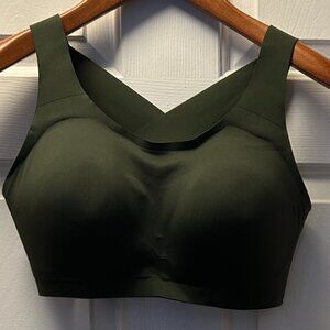 Lululemon Ta Ta Tamer III Sports Bra Barracks Green High Support, Size 36D